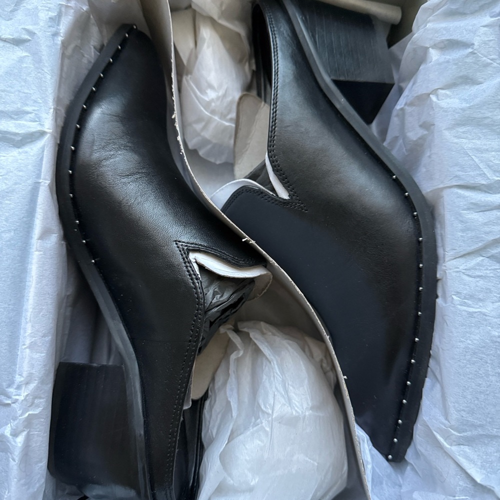 Treasure & Bond Black Mules